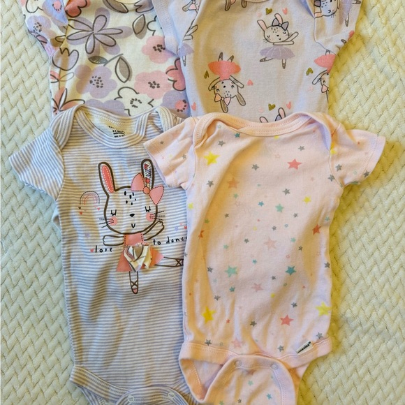 Gerber Onesie - Picture 2 of 2